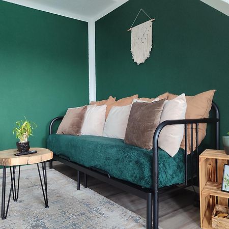 Nature Terminal Apartment - Unterwegs Zuhause Steinenbronn Екстериор снимка