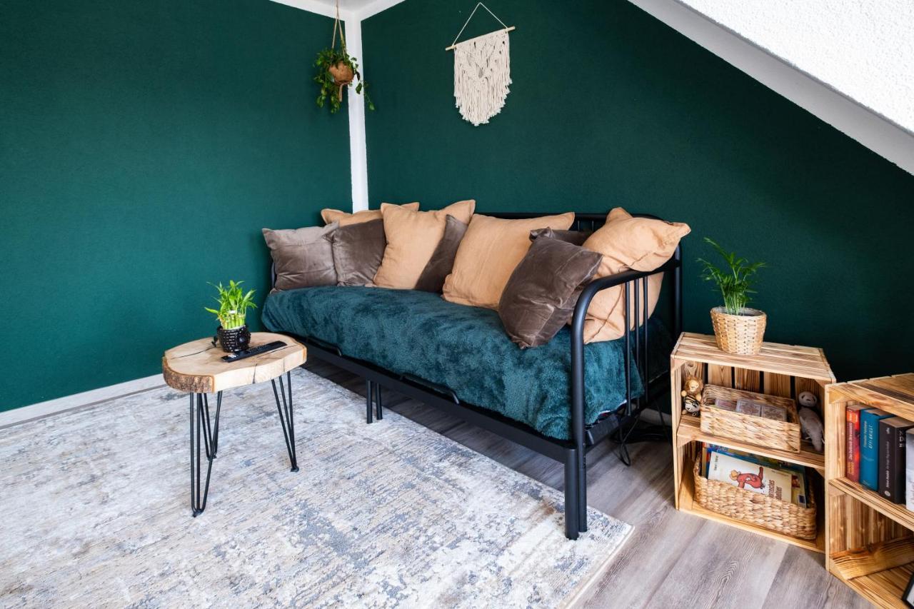 Nature Terminal Apartment - Unterwegs Zuhause Steinenbronn Екстериор снимка