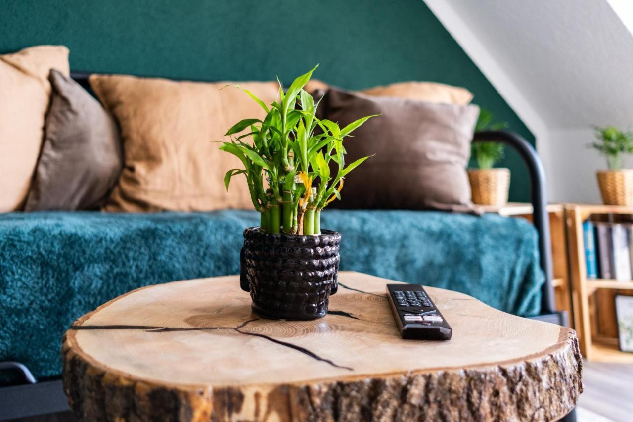 Nature Terminal Apartment - Unterwegs Zuhause Steinenbronn Екстериор снимка
